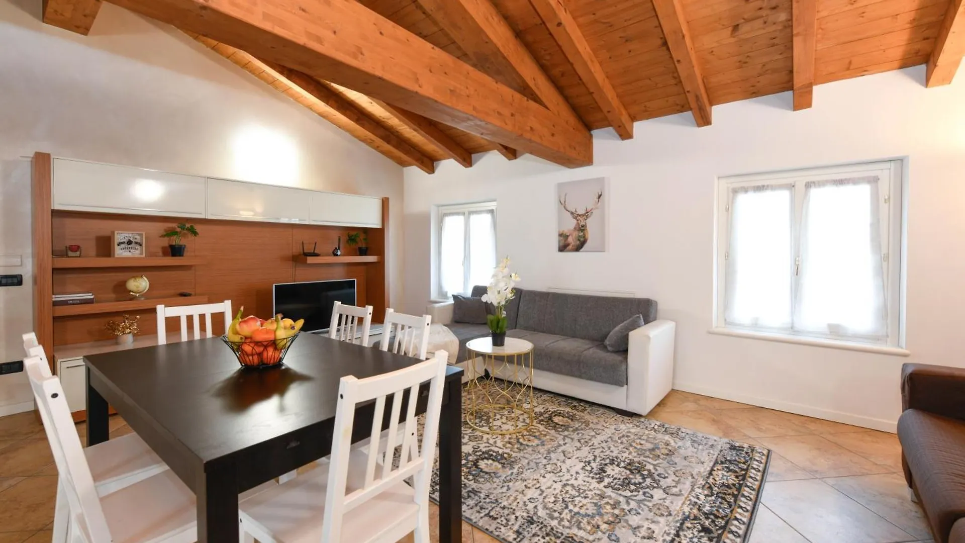 Wendy Apartment- Twobedroom & Pool & Parkprivatefree & Sports Desenzano del Garda Italy