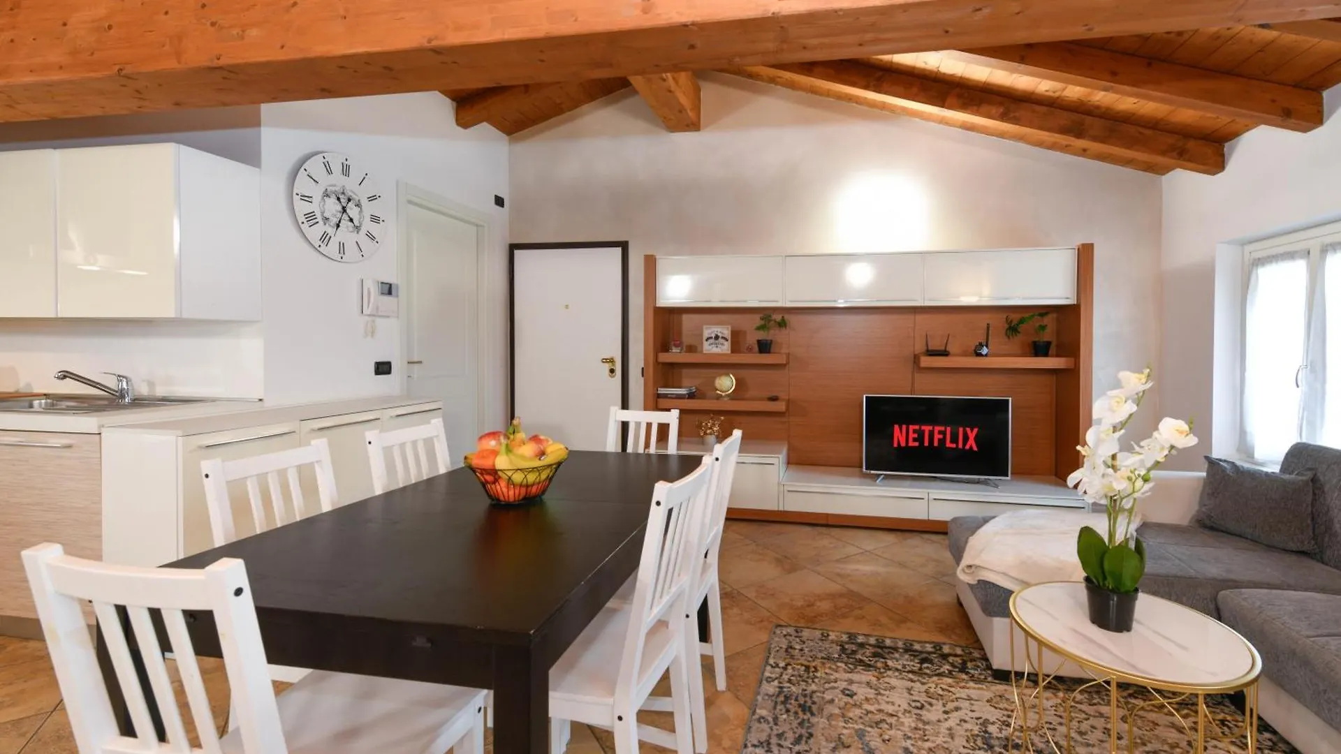 Appartamento Wendy Apartment- Twobedroom & Pool & Parkprivatefree & Sports Desenzano del Garda