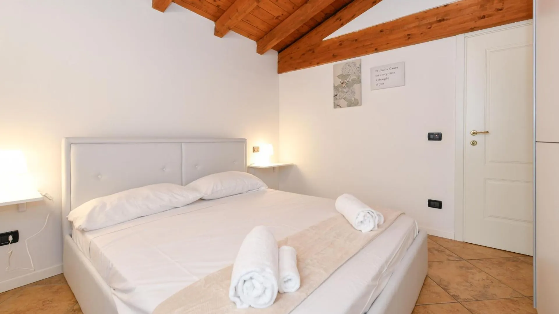 Apartment Wendy Apartment- Twobedroom & Pool & Parkprivatefree & Sports Desenzano del Garda Italy